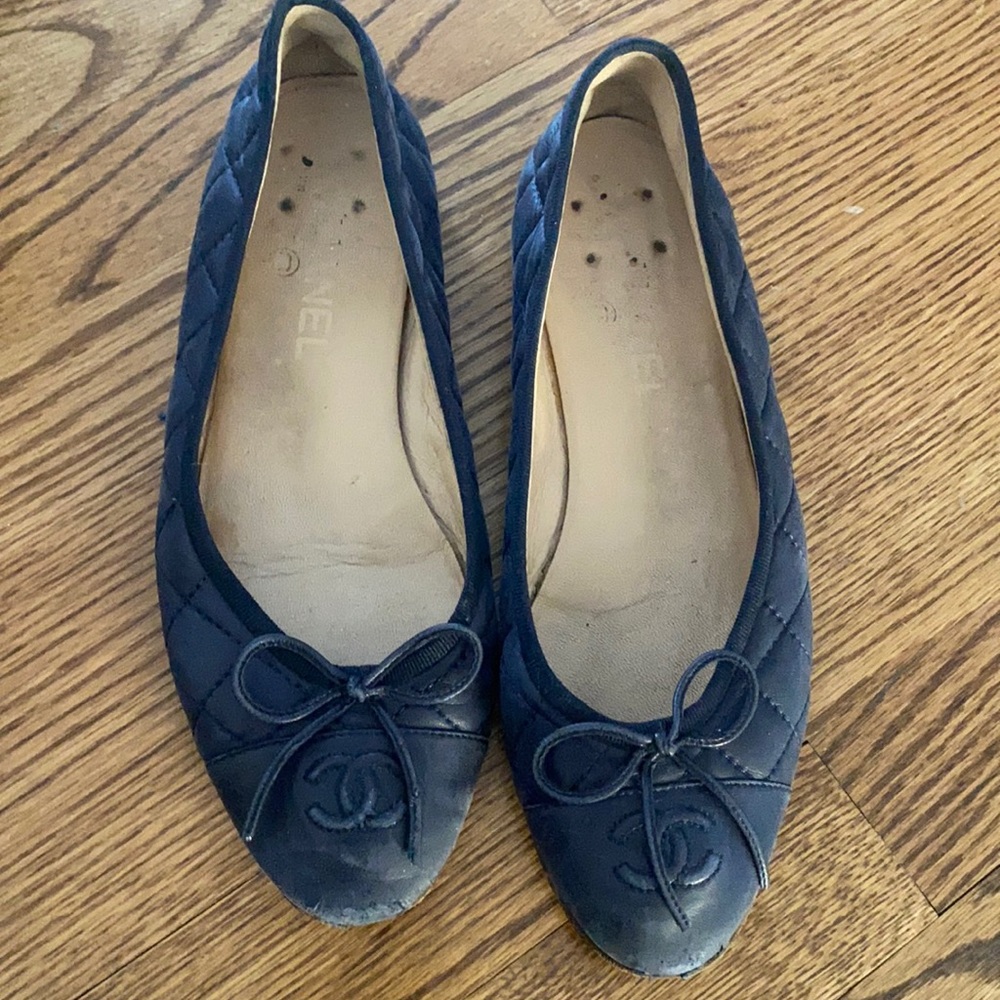 Chanel Ballerina Flat Size 38 navy blue quilted